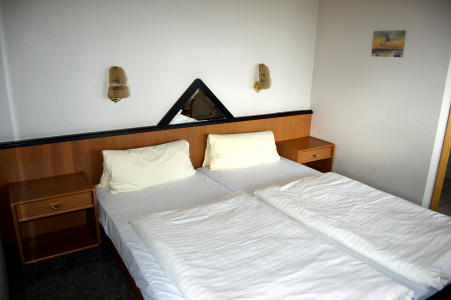  <a href="http://www.ziegenkrug.de"><b>Hotel Ziegenkrug<b></a> , 