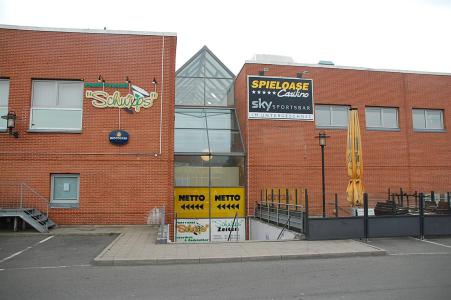 Casilino Wismar , Spielhalle und Sportsbar
