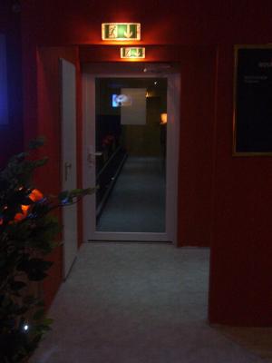 Durchgang zum Bowlingcenter